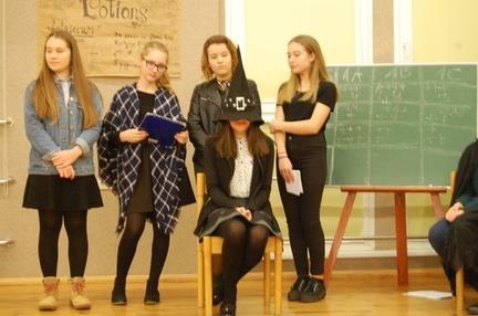 Tegoroczne otrzęsiny były niezwykłe. We wtorkowy poranek, 29.11.2016 roku, szkolna aula zmieniła się w Wielką Salę Hogwartu.
