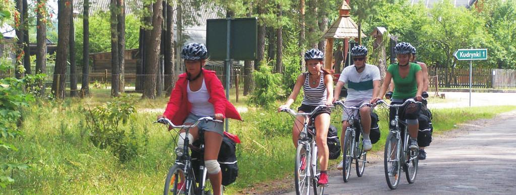 LATO 2017 w Po go dn y ch S u w ałk a c h i w r i eg on ie Rowerowe Lato 2017 w Pogodnych Suwałkach Istniejąca na Suwalszczyźnie rozbudowana sieć szlaków rowerowych umożliwia odbycie fascynujących