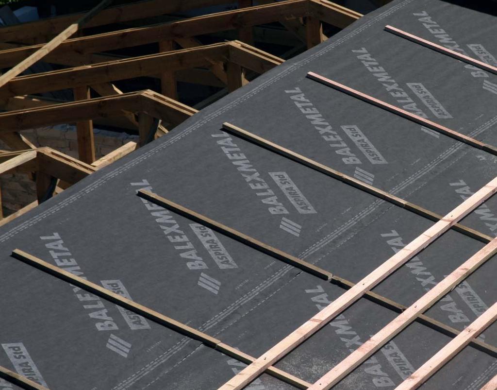 MEMBRANY PAROPRZEPUSZCZALNE ASPIRA I AQ METAL wysokoprzepuszczalne warstwy konstrukcji dachu wodoszczelne, paroprzepuszczalne odporne na długotrwałe działanie promieniowania UV przedłużają żywotność