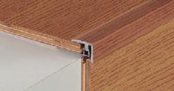 profile do podłóg z drewna i laminatu Artykuł G/1 to zabezpieczający krawędzie profil schodowy.