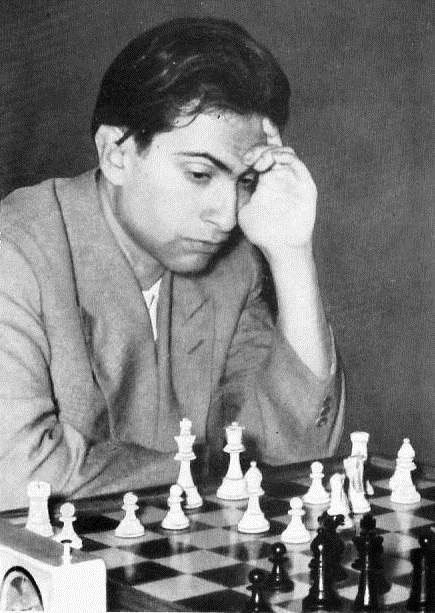 Barcza 0,5 : 0,5 Fischer Gligorić 1,0 : 0,0 Dückstein Donner 1,0 : 0,0 Blau Tal 1,0 : 0,0 Olafsson Bhend 0,0 : 1,0 Walther Kupper 0,5 : 0,5 Keller Larsen 0,5 : 0,5 Keres Unzicker 1,0 : 0,0 Nievergelt