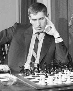 Kiedy Fischer miał 19 lat zajął czwarte miejsce w kolejnym turnieju pretendentów (Curacao 1962). Od tego momentu należał do ścisłej czołówki światowej.