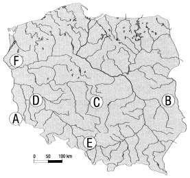 Zadanie 15. (0-2) Na mapie konturowej Polski zaznaczono cyframi miejsca występowania wód podziemnych i bagien. Uzupełnij tabelę, wpisując właściwą cyfrę przy podanym rodzaju wód.