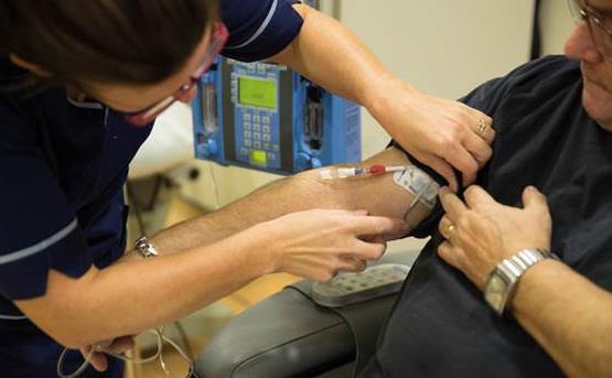 Many people worry that chemotherapy will be painful, or that they will feel different when it is being given.