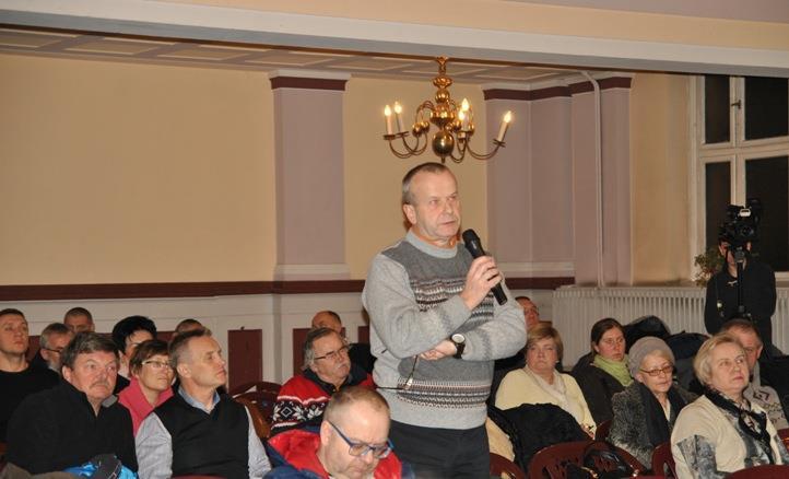 transmisji na żywo ze spotkania, prowadzonej przez