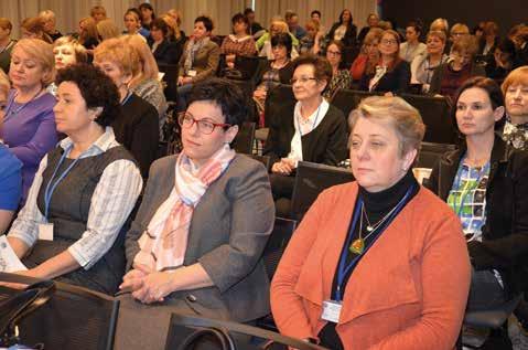 XXXIV OKRĘGOWY ZJAZD DELEGATÓW DOLNOŚLĄSKIEJ OKRĘGOWEJ IZBY PIELĘGNIAREK I POŁOŻNYCH WE WROCŁAWIU 7 wiu, który wygłosił wykład nt. Zawstydzenie starością.