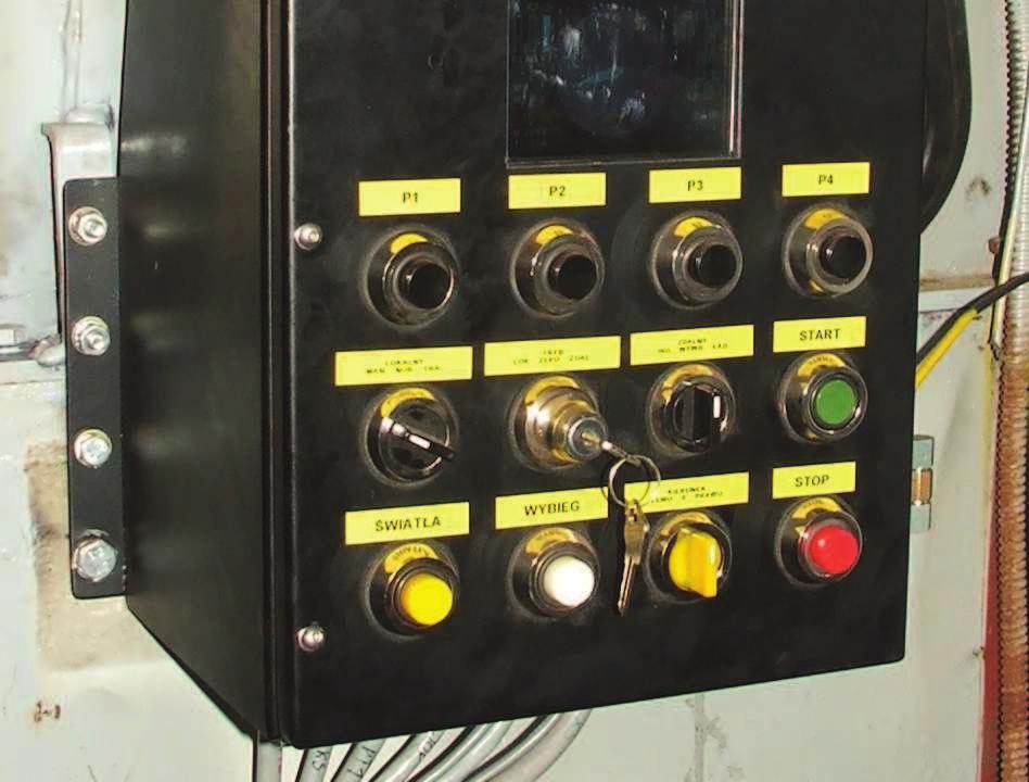W wyniku zdobytych dowiadcze przystpiono do drugiego etapu modernizacji, który polegał na opracowaniu mikroprocesorowego systemu sterowania.