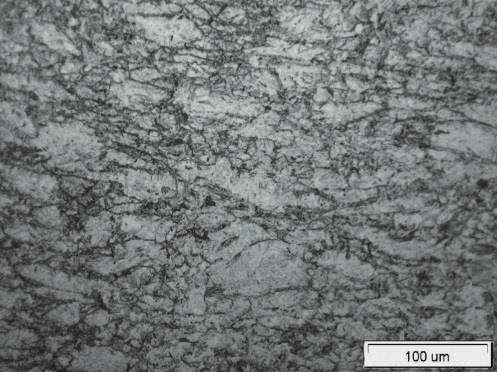 odkształceniu z = 3,6s -1 w temperaturze: a) 1250 C, b) 1000 C (T