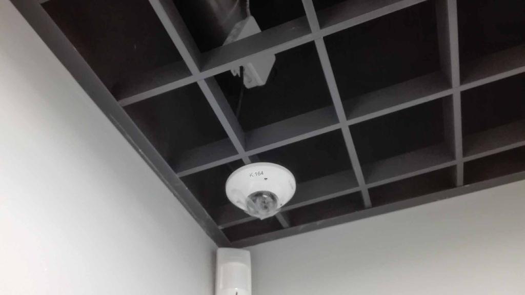 SYSTEMY TELEWIZJI PRZEMYSŁOWEJ Wykonujemy instalacje telewizji przemysłowej dopasowane do potrzeb klienta,