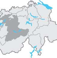 To także raj dla fanów outdooru i adrenaliny rowery zimą i wspinaczka lodowa to tylko wybrane atrakcje.