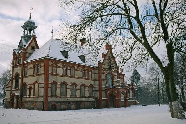 eklektyczny w Myślętach zbudowany w XIX w.