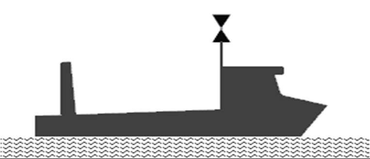 Yacht Klub Polski ielsko ul. Szkolna 15, 43-300 ielsko-iała, tel.: 33 816 62 26, fax: 33 812 44 26, www.ykpb.pl Pytanie 57. Rysunek przedstawia: statek stojący na kotwicy.