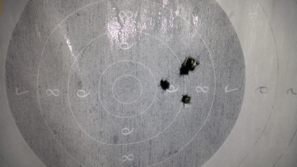 A OTO REZULTAT 5 przestrzelin na dystansie 100m.