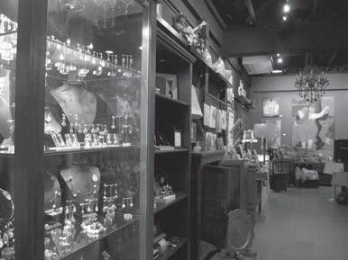 Program tematyczny (fotografowanie dostosowane do sceny) y M l Muzeum Ten tryb jest przydatny podczas fotografowania wnętrz, gdzie użycie lamp błyskowych jest zabronione (np.