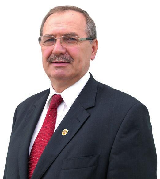Zima przecież w tym roku nie oszczędzała drogowców Rzeczywiście, wyjątkowo długa zima sprawiła, że musieliśmy skupić większą uwagę na działaniach podejmowanych w ramach tzw. zimowego utrzymania dróg.