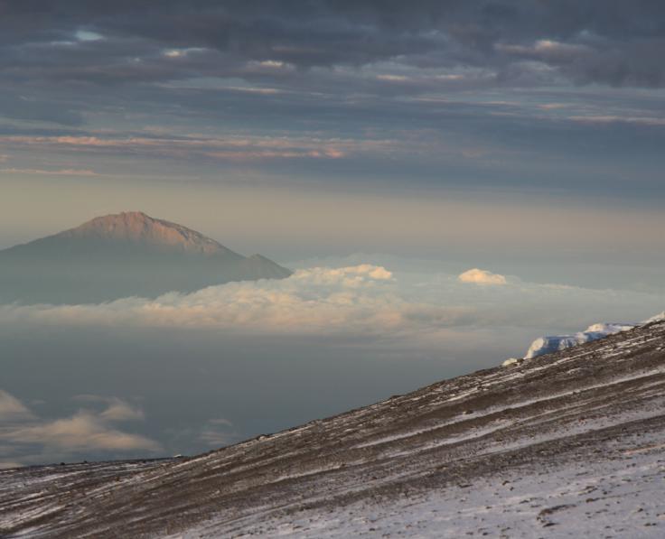 D z i e ń 5 B A R R A N C O C A M P ( 3 9 5 0 M N. P. M. ) - B A R A F U C A M P ( 4 7 0 0 M N. P. M. ) TRhçNC0NCnhRUncy,y,C3h#aaN,Rh Chn0E3,C3hcC~h 0Rh#a8nh+LU.