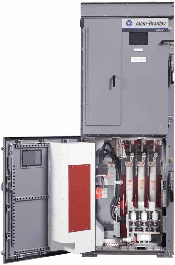 Ochrony Przeciwpożarowej (NFPA) i Instytutu Elektryki i Elektroniki (IEEE), podkreśla się świadomość zagrożeń wynikających z łuku elektrycznego.