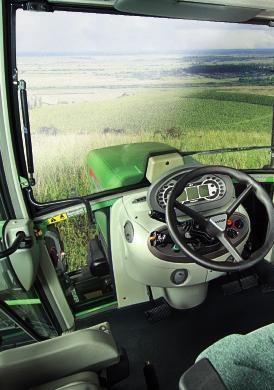 Miejsce pracy dla użytkownika ciągnika Fendt serii 300 Vario Wszystko w zasięgu ręki Miejsce pracy w ciągniku Fendt serii 300 Vario oferuje wyjątkowe pole widzenia, które jest bardzo duże dzięki
