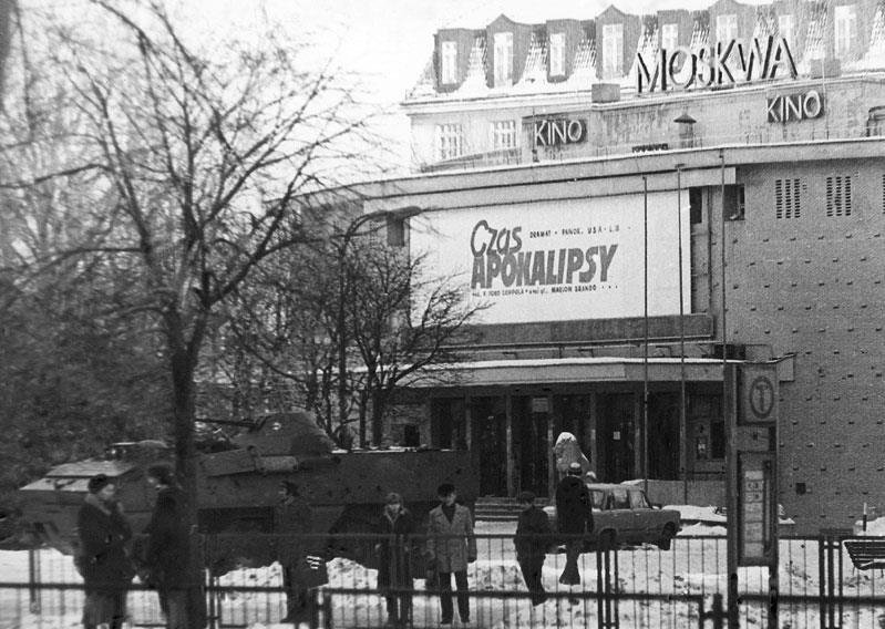 Solidarności to wszystko obudziło w nas prawdziwą NADZIEJĘ. Stan wojenny ją zdruzgotał, u niektórych na całe lata. która wolność jest prawdziwa?