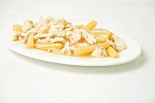chińskimi 23,80 (grzyby chińskie, por, cebula) Chicken fillet with Chinese mushrooms