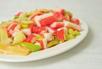 krabowe z pędami bambusa 18,80 (pędy bambusa, por, cebula) 200 / 400g Crab sticks with