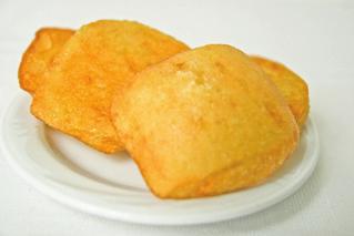 Ryż 6,80 Steamed rice 250 g 白米饭 74 Pyzy smażone 5,00 (pyzy z