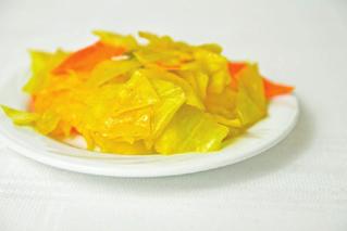 pikantny 2,50 Sweet & piquant sauce 80g 蜜汁 80 Sos pomidorowy