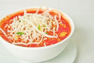 MUN, pieczarki, mielony kurczak) Mushroom soup (MUN mushrooms, champignons, poultry