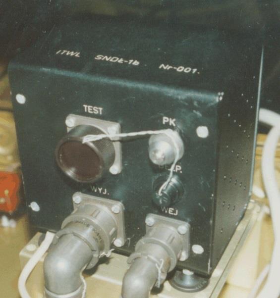 System diagnostyczny SNDŁ-1b/SPŁ-2b (samoloty TS-11 Iskra w LSZ RP, wdrożenie 1993) Sygnalizator nadmiernych drgań łopatek SNDŁ-1b (urządzenie pokładowe) Układ wejściowy