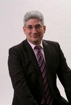 15:30-16:15 - Modelowanie jakości w obszarach związanych z efektywnością (Ireneusz Suszek) 16:15-17:00 - Panel dyskusyjny SASO a współczesne tendencje w inŝynierii jakości oprogramowania (wszyscy