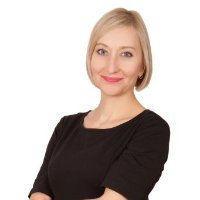 Podczas wystąpienia omówimy najwaŝniejsze zmiany, jakie niesie za sobą unijne rozporządzenie, w tym jak, nowe obowiązki administratorów danych osobowych wpływają na konieczność wprowadzenia istotnych