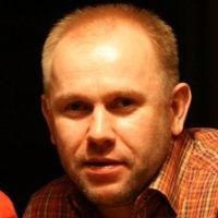 Ceniony prelegent wielu konferencji, regularnie współpracuje z najwaŝniejszymi mediami w Polsce. Autor ponad 100 prac naukowych i popularnonaukowych w tym m.in.