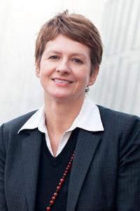 Beata Gessel-Kalinowska Senior partner, założyciel kancelarii prawnej GESSEL. Od 2015 roku Członkini Międzynarodowego Sądu Arbitrażowego ICC. Od 2011 Prezes Sądu Arbitrażowego Lewiatan.