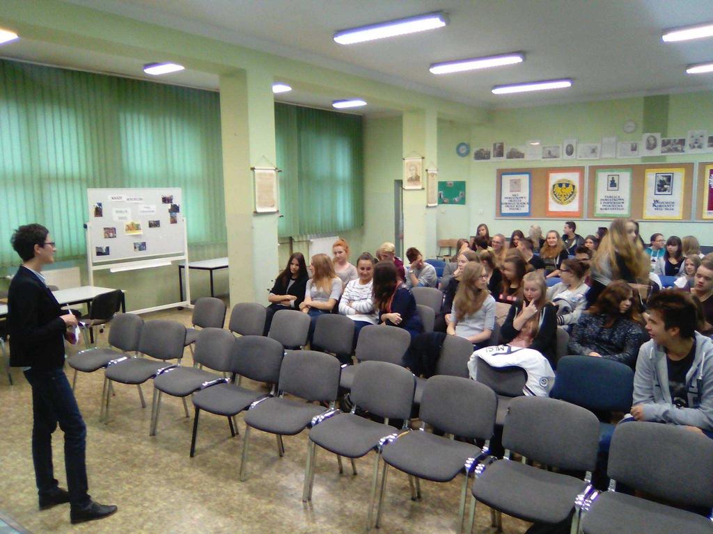 Ja i odpowiedzialność prawna. 18 października gościliśmy mgr Aleksandrę Taran, która na co dzień jest doradcą prawnym, a dla nas poprowadziła szkolenie z zakresu róŝnych aspektów prawa.