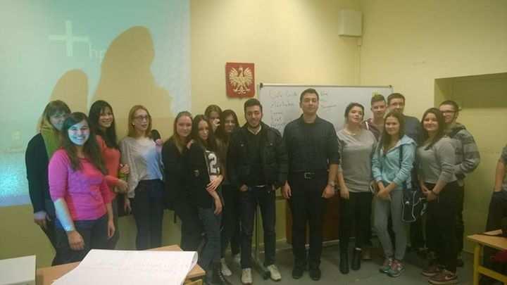 angielsku;) o swojej ojczyźnie.