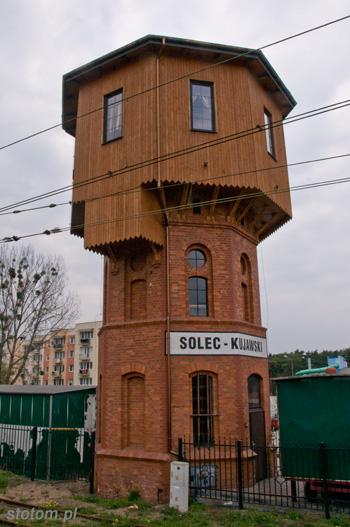 Wieża ciśnień. Stary Dworzec Kolejowy Stary Dworzec PKP, to budynek murowany, dwu i pół kondygnacyjny. Został zbudowany w 1898 roku.