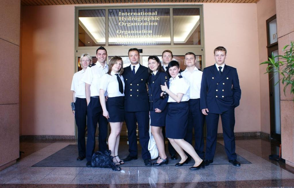 Poniedziałek. Wielkie przygotowania do wyjścia, potem bieg na kolejkę do Monaco-Monte Carlo i po godzinie byliśmy na miejscu.