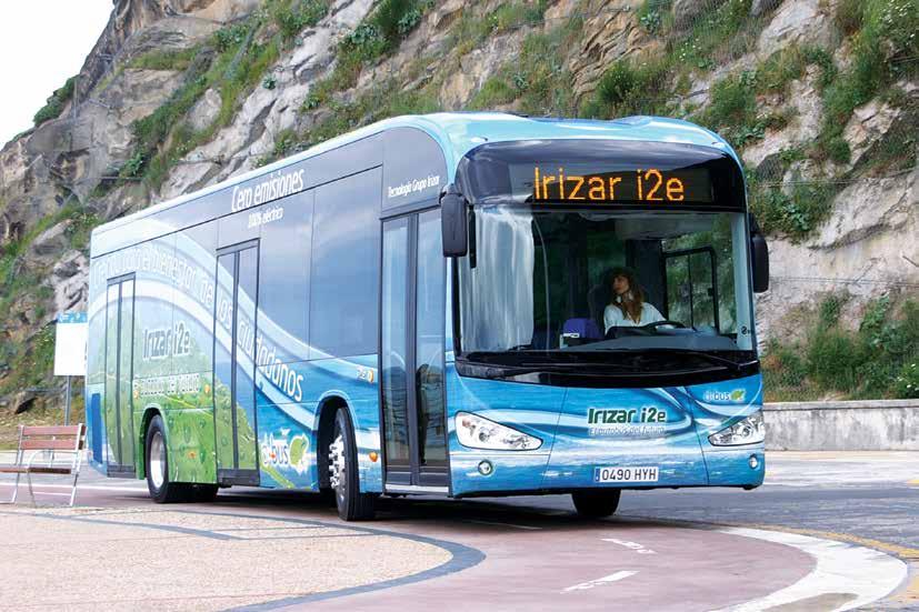 Zbigniew Rusak Irizar i2e autobus elektryczny z Ormaiztegi Premiera Irizara i2e w San Sebastian W ostatnich kilku latach autobusy elektryczne stały się głównym celem prac rozwojowych wielu