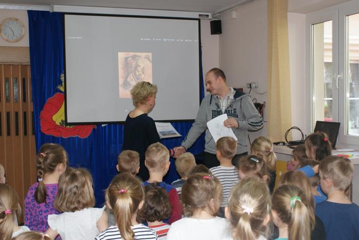 PRZEWODNIK PO WARSZAWIE W NASZYM PRZEDSZKOLU W celu poznawania naszej stolicy rodzice Poli F.