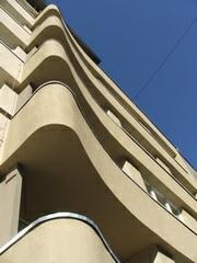 Gdyński modernizm - nowoczesność i styl Modernizm, to styl w architekturze europejskiej lat 20 i 30 XX w., kiedy powstawała Gdynia.
