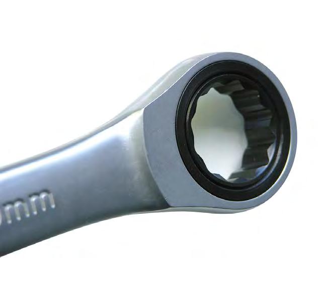 Narzędzia Zestaw kluczy płasko oczkowych z grzechotką Klucze płasko-oczkowe z funkcją grzechotki ze stali chrom-vanadium, powierzchnia zewnętrzna chromowana, polerowana, drobne zazębienia, 72