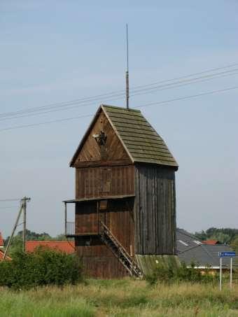 KARTA GMINNEJ EWIDENCJI ZABYTKÓW NR 39 1. OBIEKT: Wiatrak koźlak 5. MIEJSCOWOŚĆ: Kościan 2. OBECNA FUNKCJA: obiekt 3.MATERIAŁ: 1819r. 6.