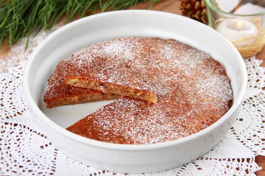 Babka kresowa mąka gryczana - 100 gramów Kostka do pieczenia Kasia - 200 gramów cukier - 200 gramów jajka - 4 sztuki migdały (w tym kilka gorzkich) - 100 gramów 30 minut 4 osoby Średnie 1.