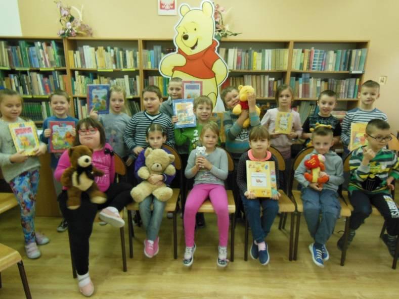 otrzymali kolorowanki z