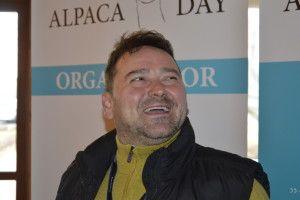 .pl https://www..pl Piotr Pietrzykowski, organizator Alpaca Day 2016, właściciel hodowli alpak (ALPAKARNIA P&M w Szyszyńskich Holendrach, niedaleko Konina).