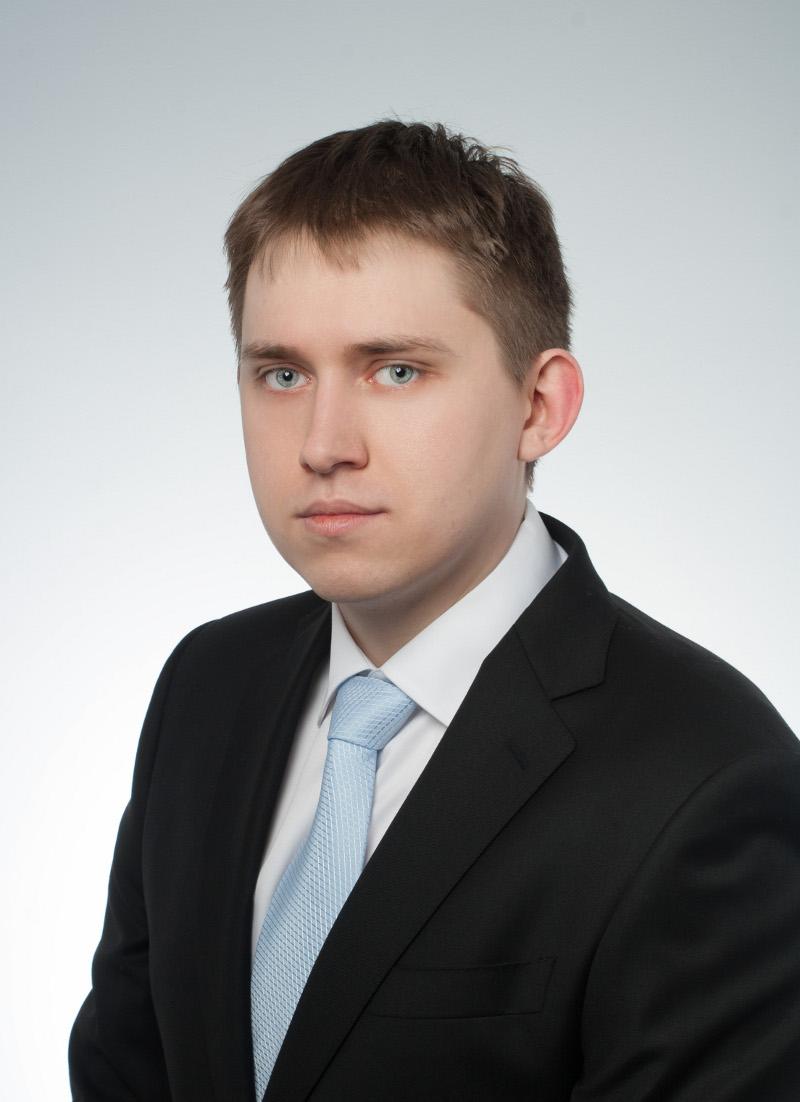 Specjalność: Informatyka Inżynieria Systemów Informatycznych Data urodzenia: 11 kwietnia 1989 r. Data rozpoczęcia studiów: 1 października 2008 r. Życiorys Urodziłem się 11 kwietnia 1989 roku w Kolnie.