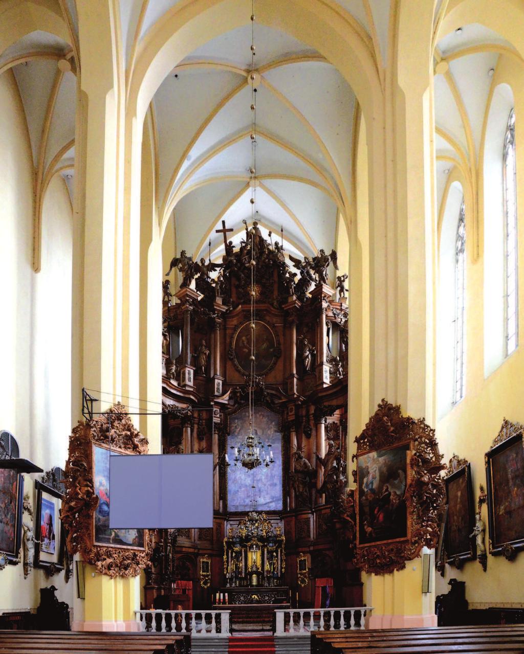 12. Kamieniec Z bkowicki ko ció cysterski, wn trze prezbiterium 12. Kamieniec Z bkowicki Cistercian church, chancel interior przebudowy ko cio a cysterskiego na halowy (il. 8).