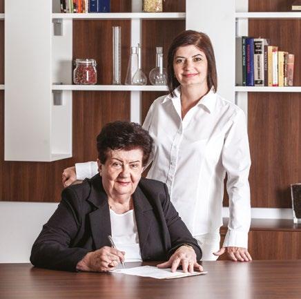 Katalog ten powstał z pasji i doświadczeń, które zbieraliśmy przez ostatnie 25 lat. Dedykujemy go profesjonalistom, którzy na co dzień zawodowo zajmują się sztuką kulinarną.