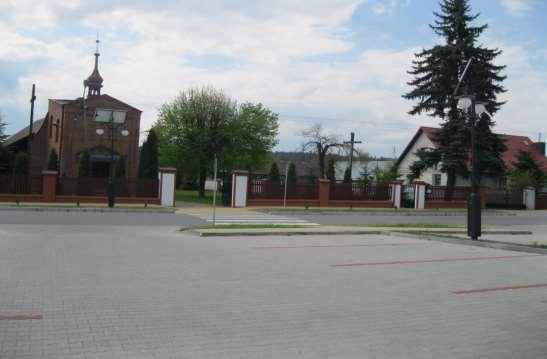 Odnowa otoczenia kościoła parafialnego w Czerwonej