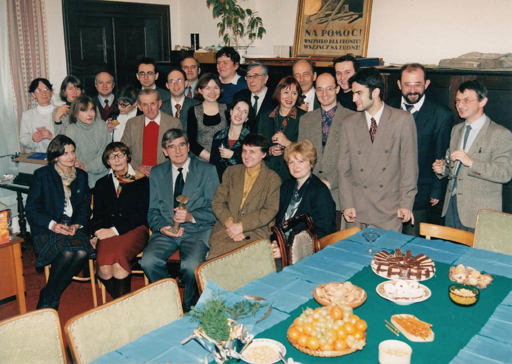 10 6. Z nagrodą Fundacji na rzecz Nauki Polskiej, Instytut Historii Sztuki UJ, 1996 zakresu własnej wiedzy, ale także jej ograniczeń i ogromu wiedzy pozostającej poza możliwościami indywidualnego